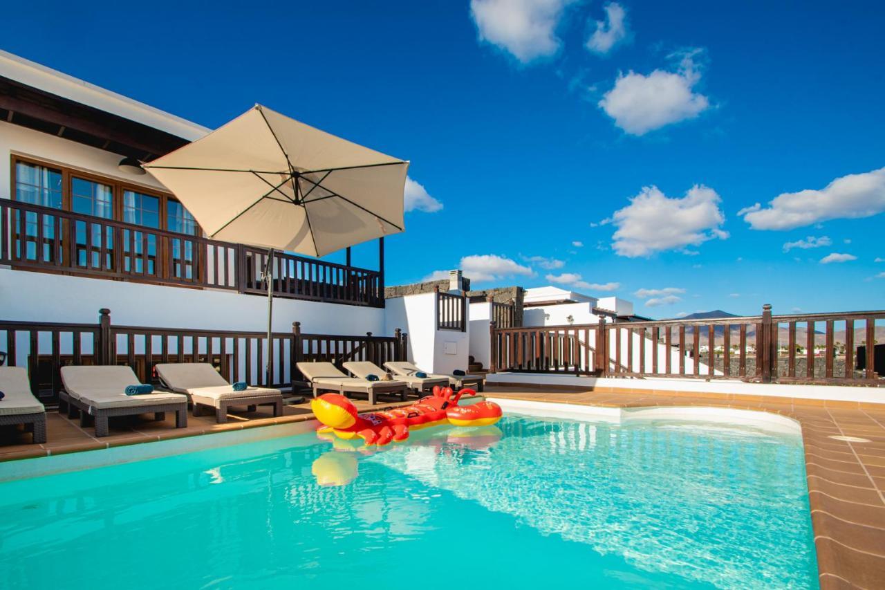 Villa Vista Rey - 6 Bedroom - Heated Pool - Amazing Views - Pool Table - Vista Lobos - Playa Blanca Exteriér fotografie